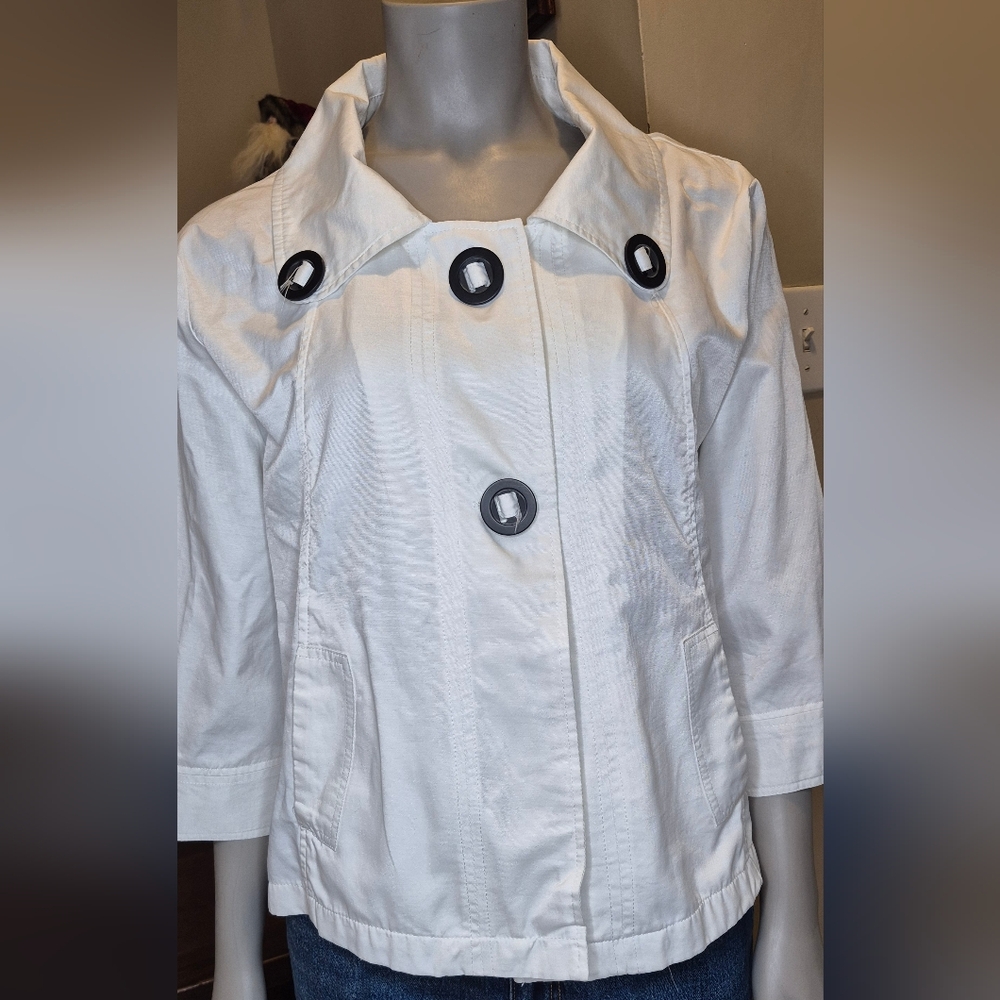 Women's White Button-Up Jacket